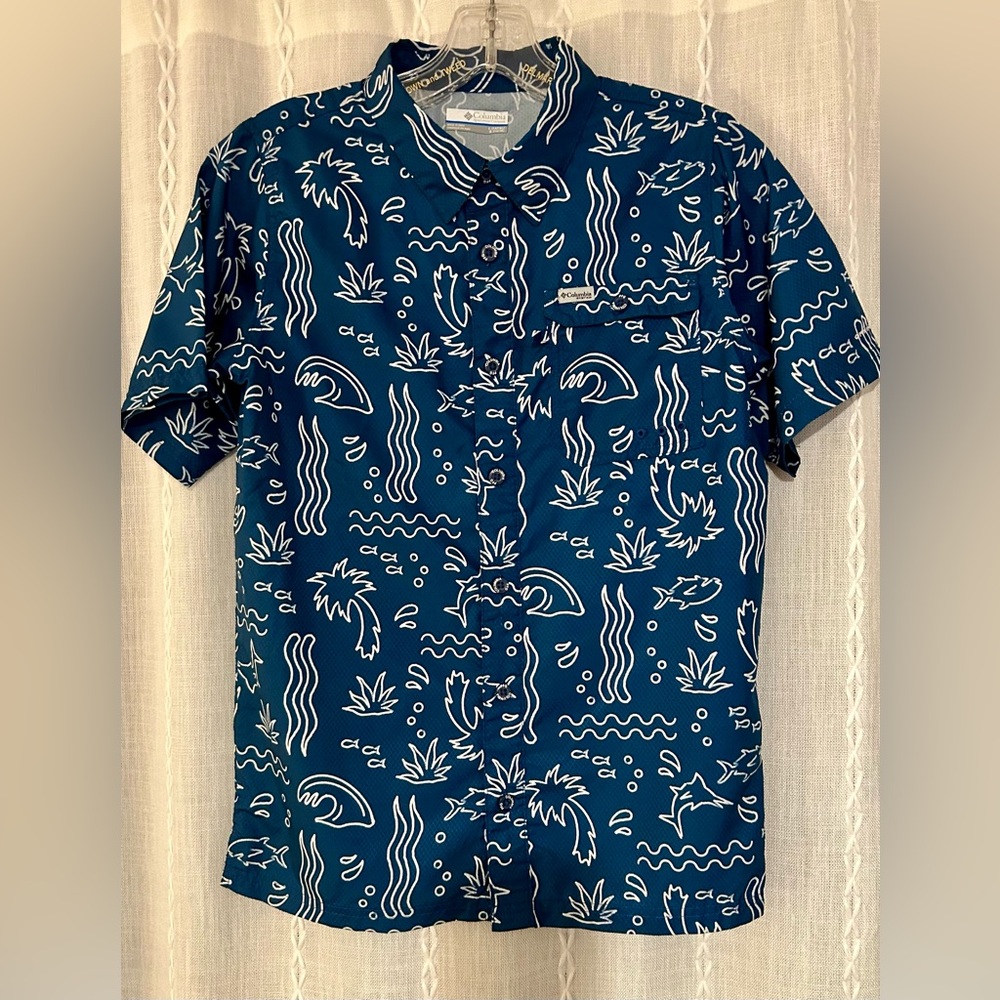 Columbia Sportswear Co. Boy, button down shirt. Sz L (14-16)